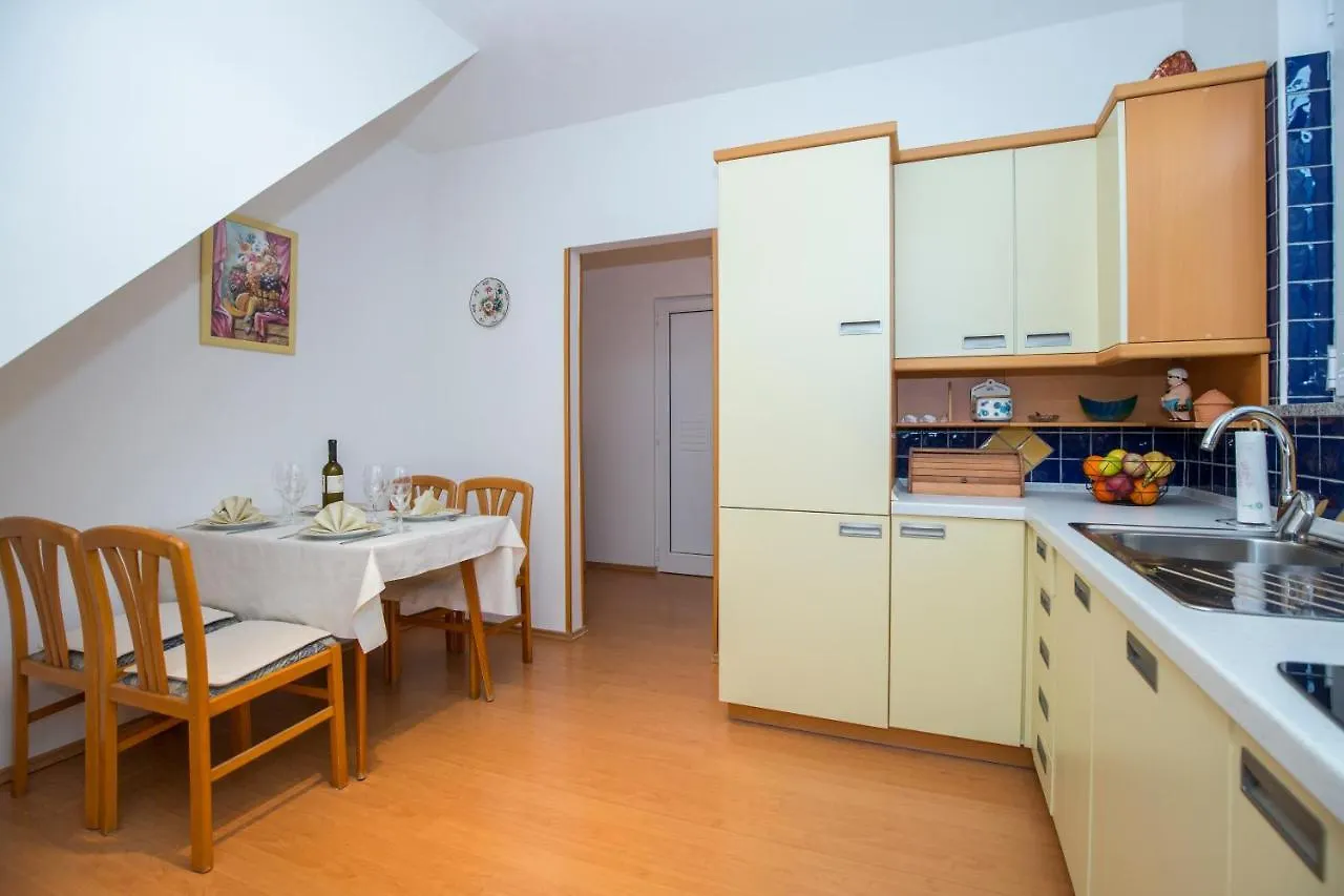 Bartol Apartment Labin  Labin (Istria)